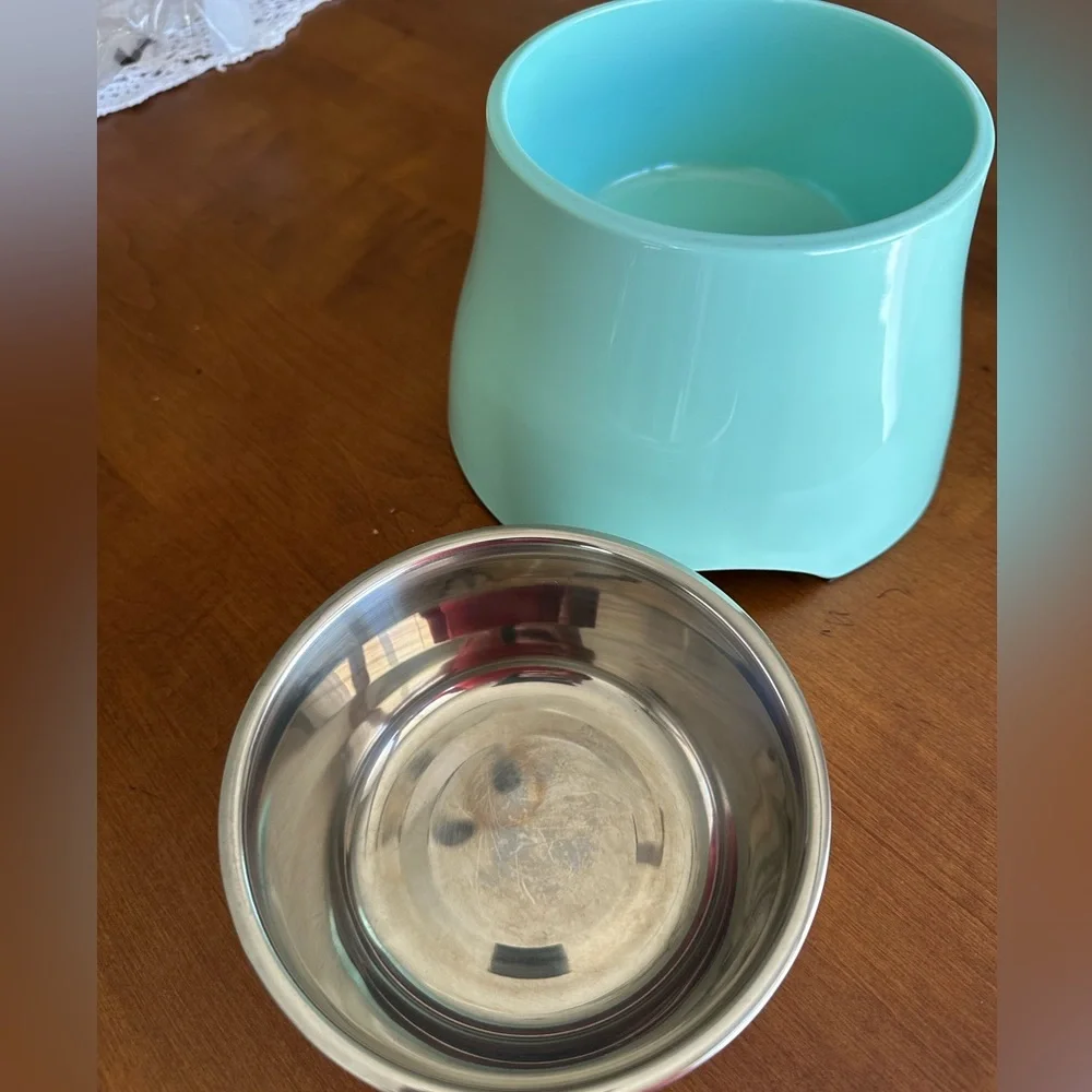 Pet Dish - Elevated Pet Dish - Small/Medium Dog